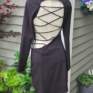 Gorgeous  Sexy black dress with one side and back with strapssize L